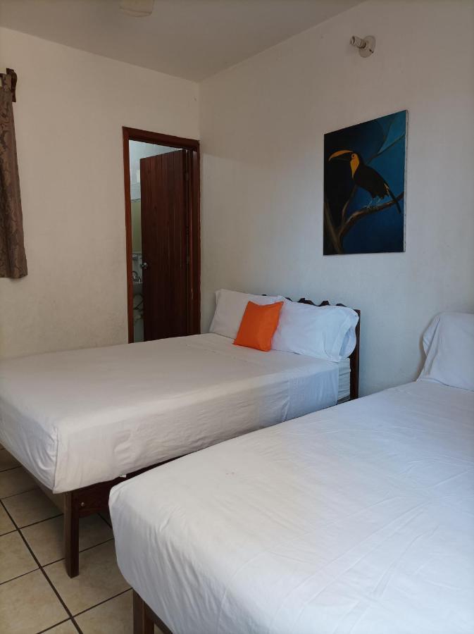 Hotel Villa Tulipanes Zihuatanejo Exterior photo
